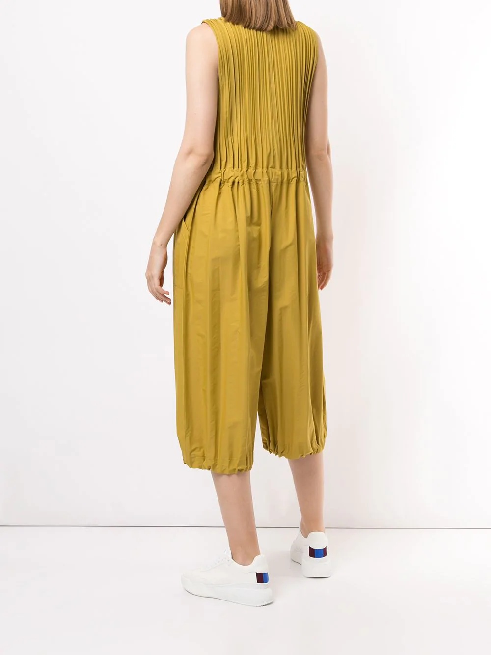 Jaunty pleated jumpsuit - 4