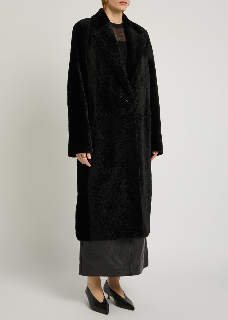TOTEME Toteme Shearling Coat outlook