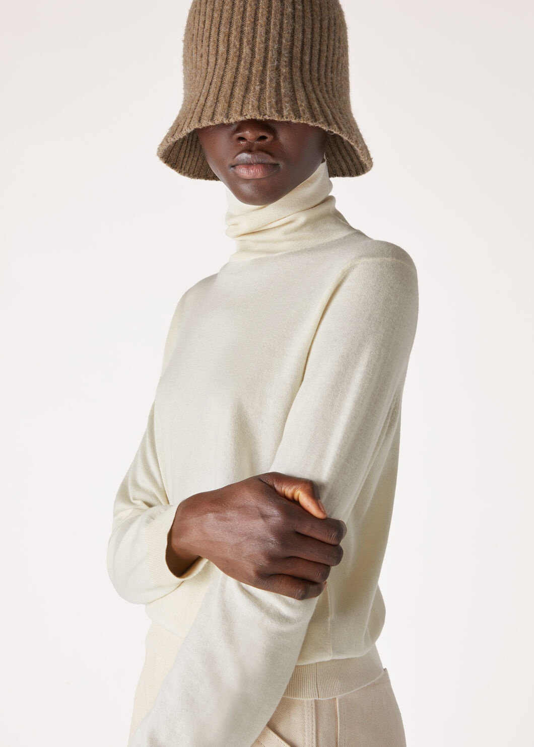 Jubilee Turtleneck - 3
