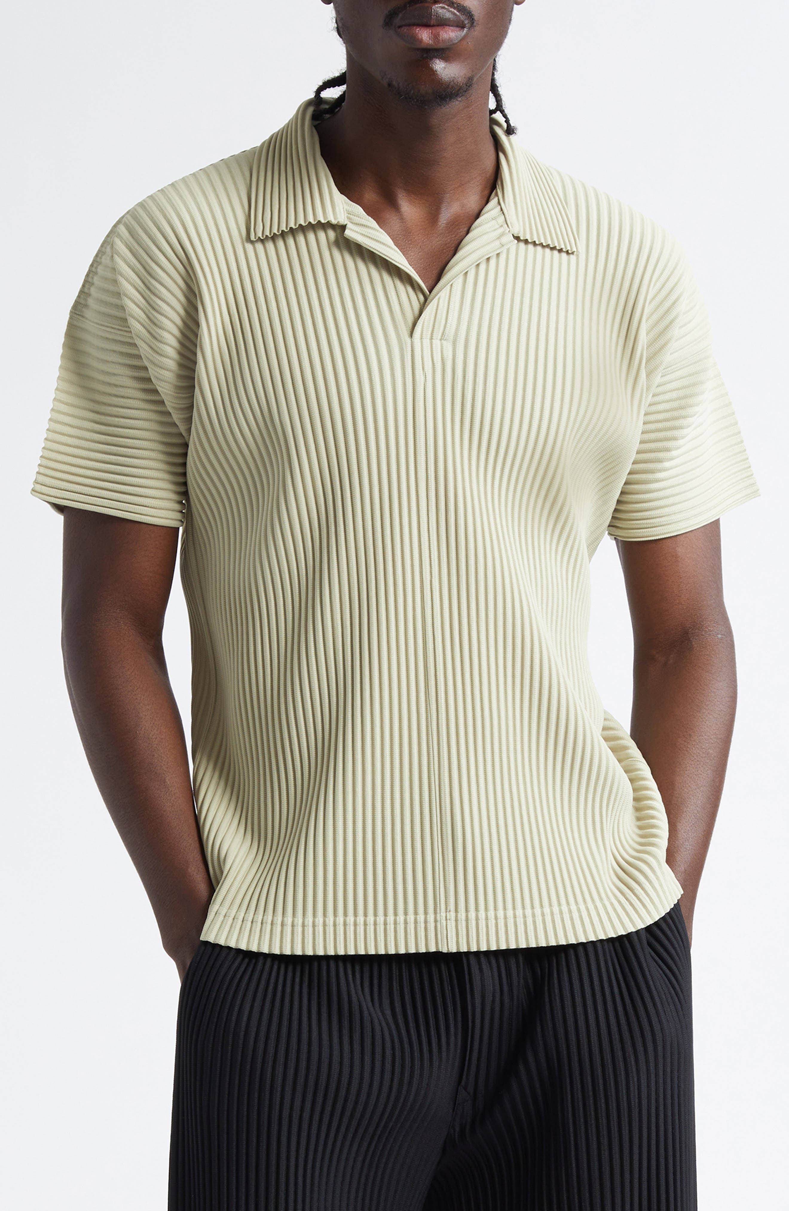 Homme Plissé Issey Miyake Monthly Colors May Pleated Polo in Dry Grass Green at Nordstrom - 1