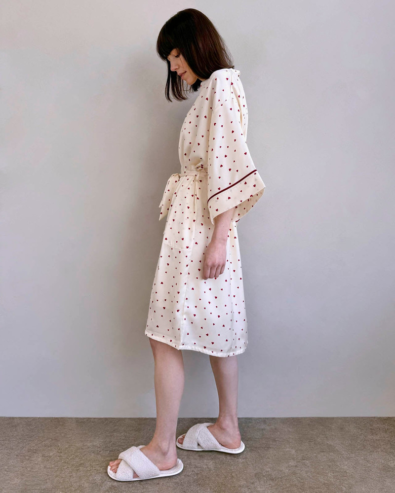 Small Heart Toss Satin Silk Robe 3