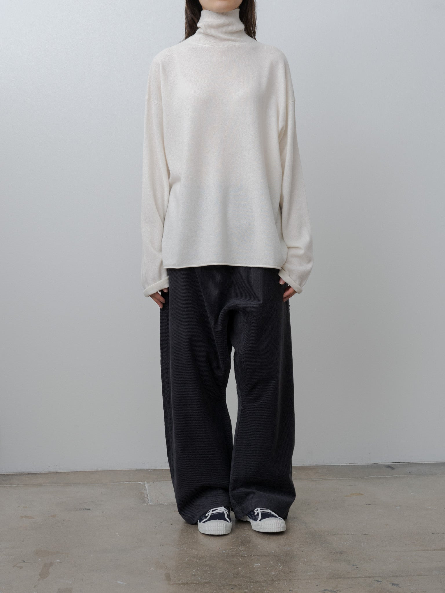 Marchi 1-Ply Cashmere Sweater - Ivory - 8