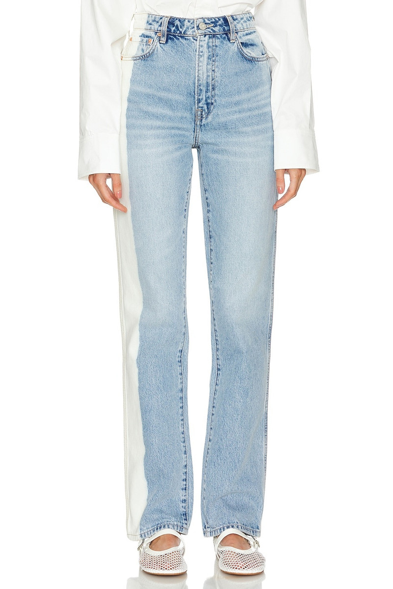 BESONDERS HOCHGESCHNITTENE HOSE MIT GERADEM BEIN SARA 1