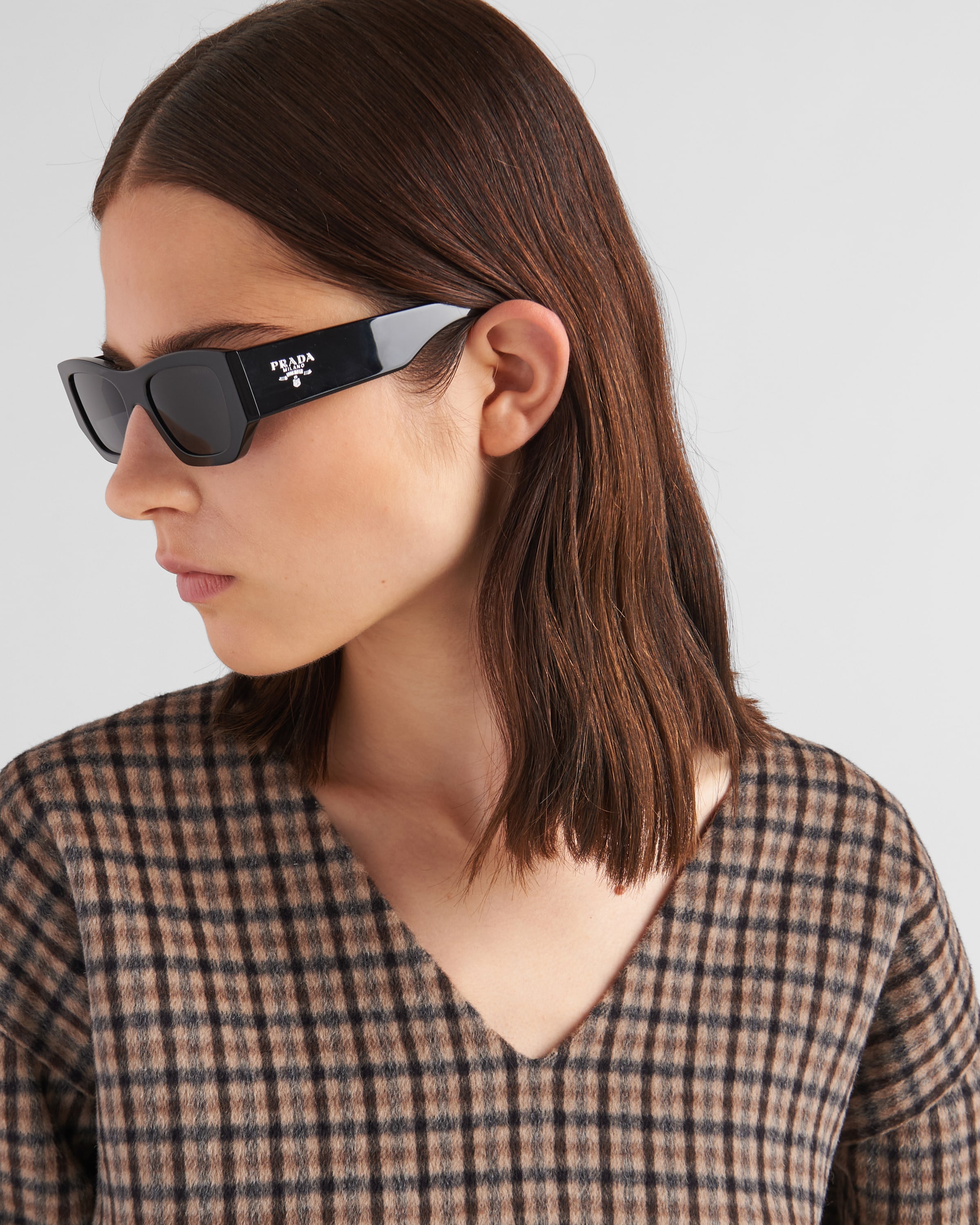 Sunglasses with Prada logo - 2