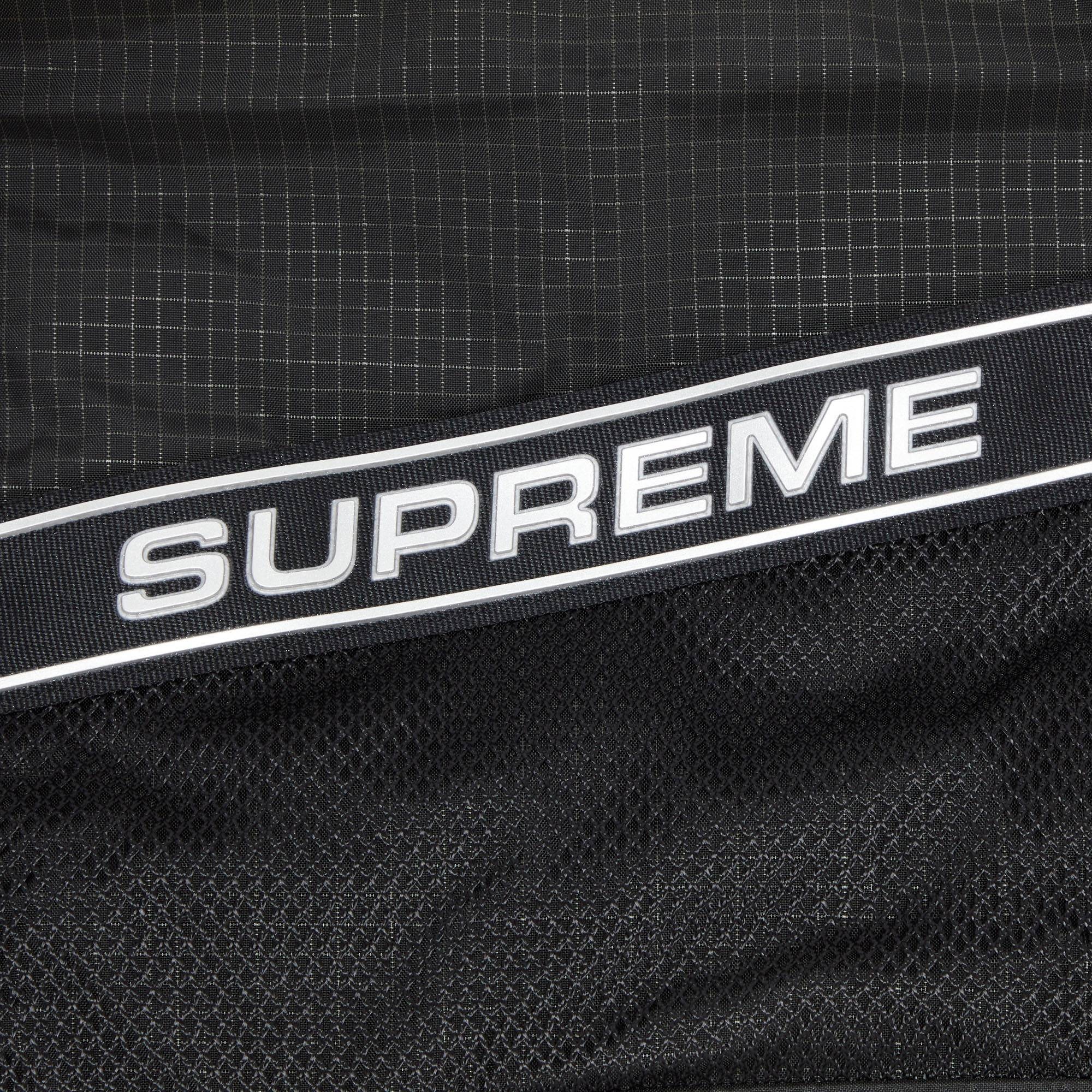 Supreme Duffle Bag 'Black' - 3