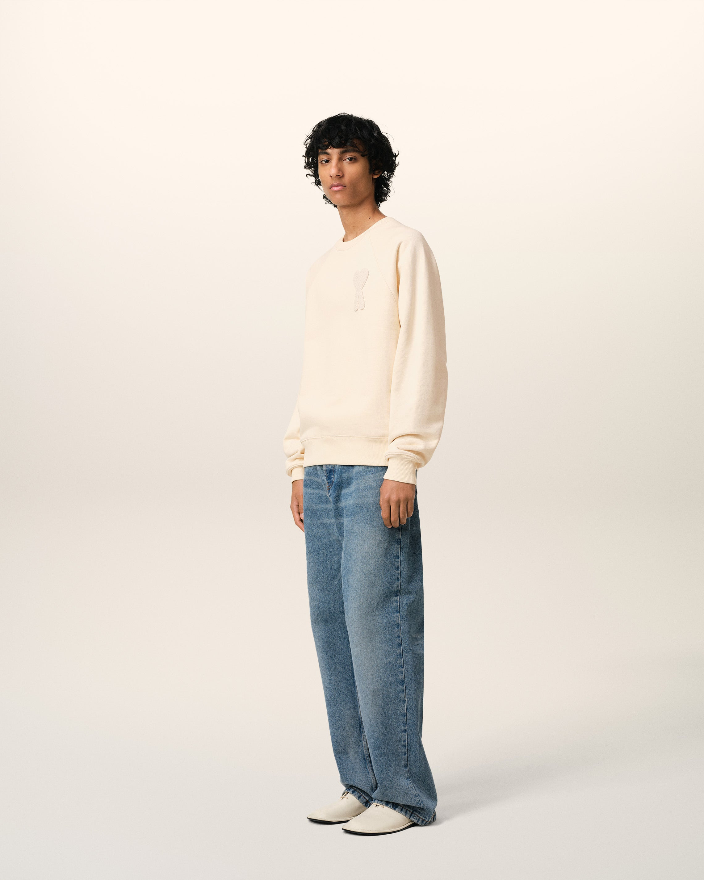 BEIGE COTTON AMI DE COEUR PATCH SWEATSHIRT - 6