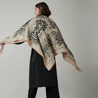 Hermès Botanica Grafica shawl 140 outlook