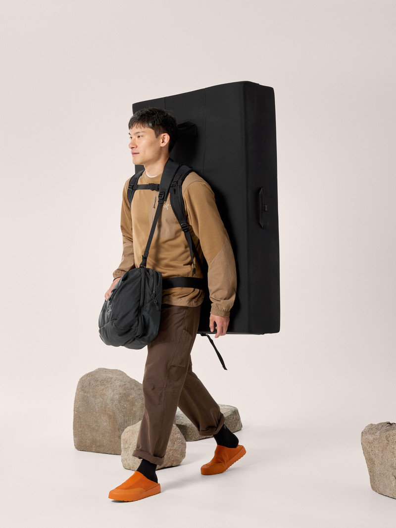 Arc'teryx Konseal Crew Neck Pullover outlook