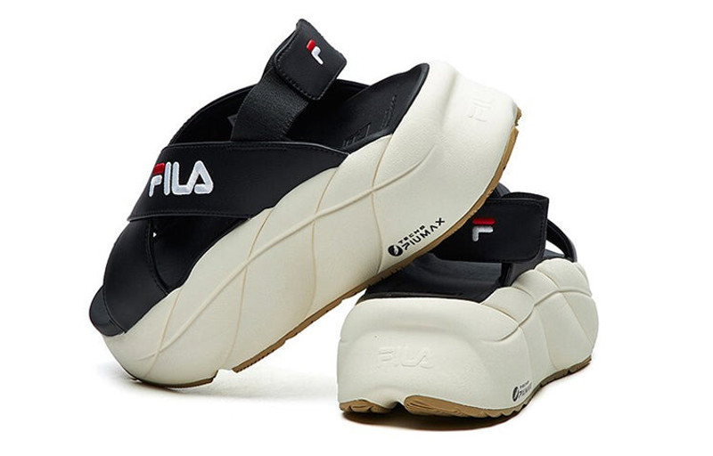 FILA (WMNS) FILA Sports Sandals For Black F12W124528FBK outlook