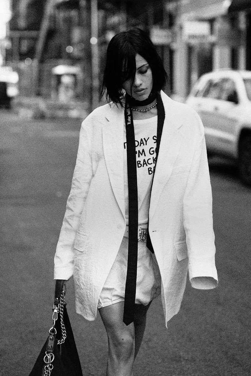 OVERSIZED RAGGED BLAZER 1