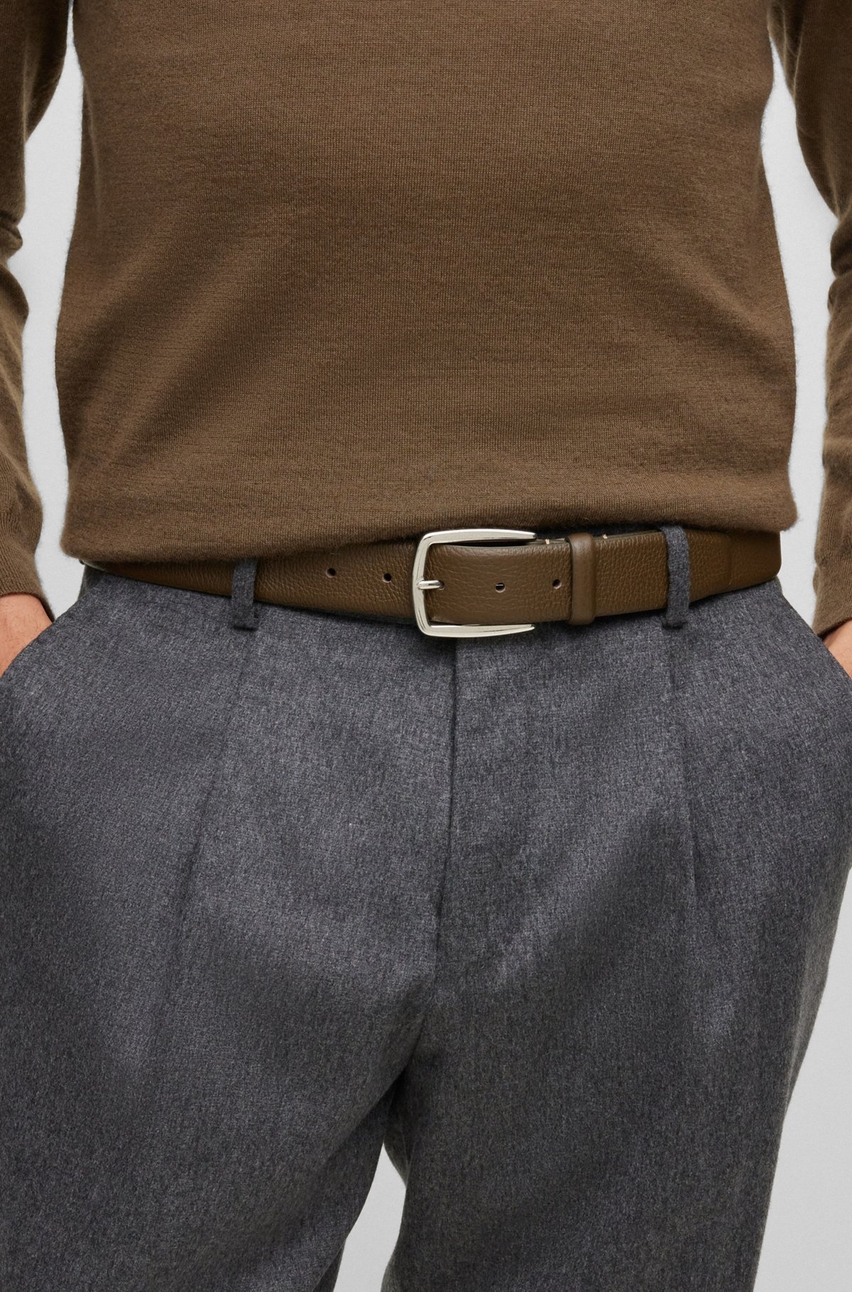 LEATHER BELT WITH CONTRAST STITCH DETAILING - 2