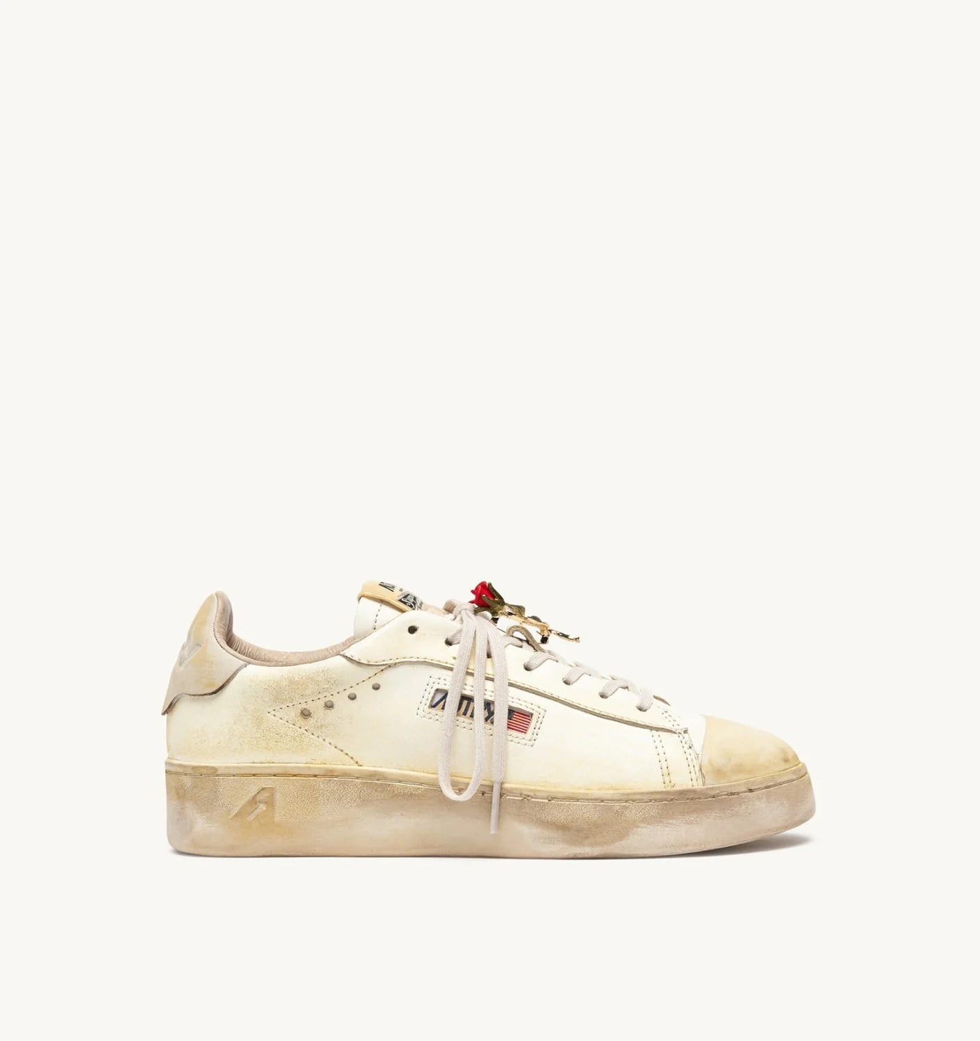 DALLAS LOW SUPER VINTAGE SNEAKERS IN MARSHMALLOW LEATHER WITH CHARM - 1