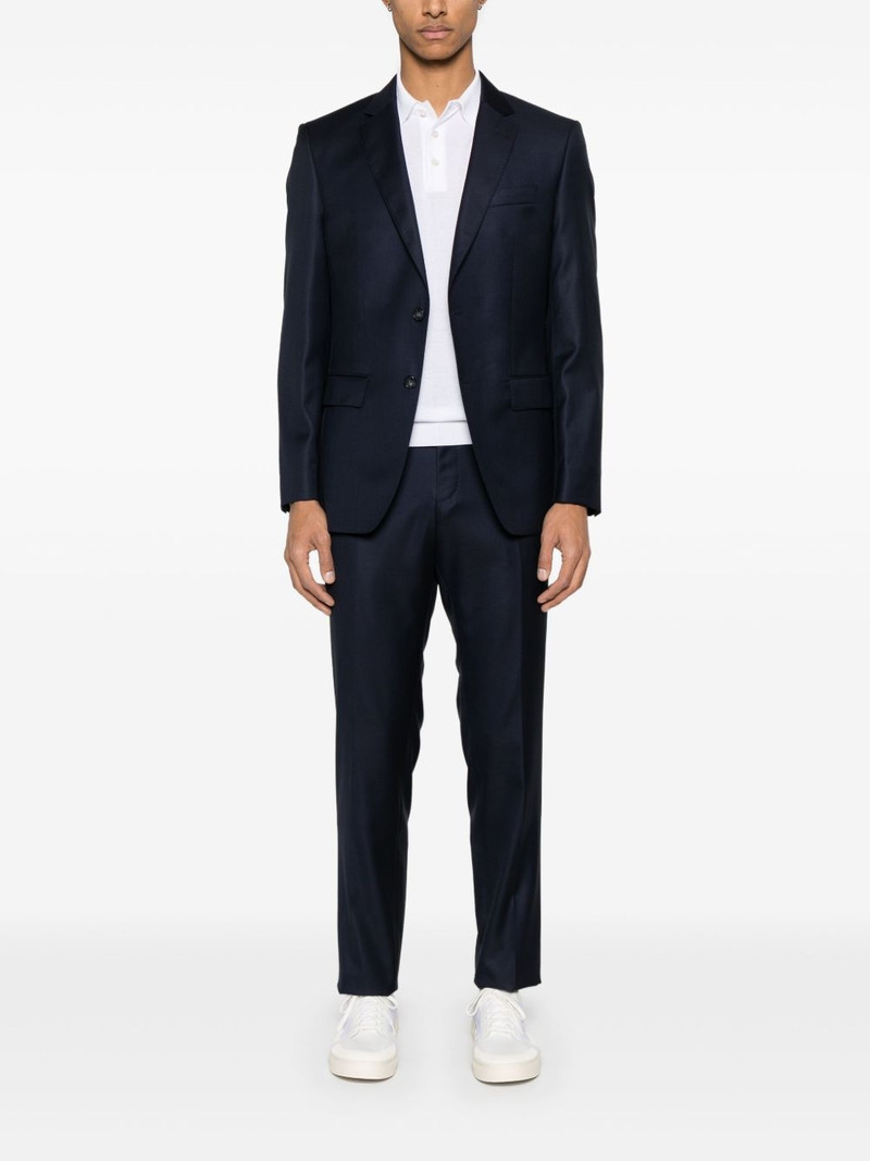 BOSS dogtooth suit outlook