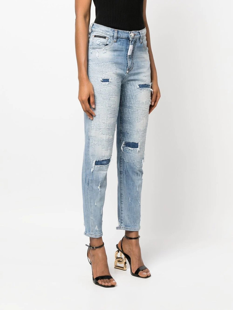 Distressed Mom jeans 3