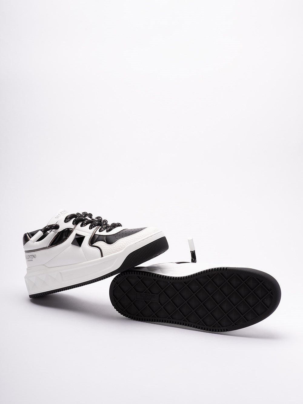 Valentino Garavani Men `One Stud Xl` Leather Sneakers - 4