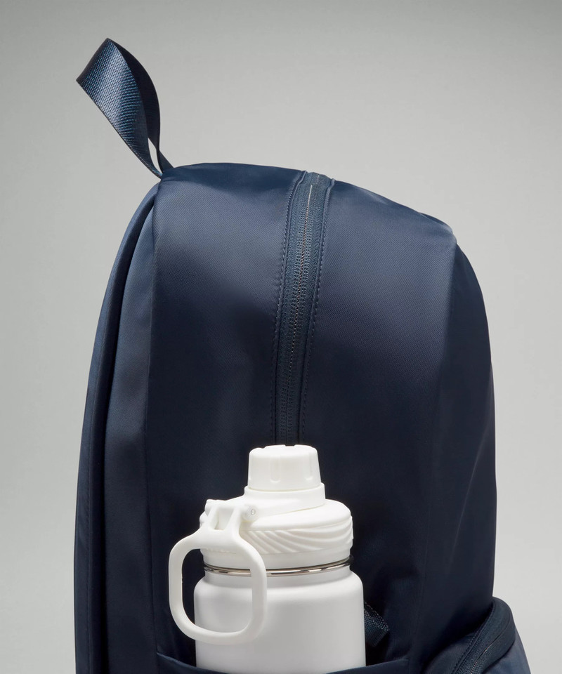 Everywhere Backpack 22L 4