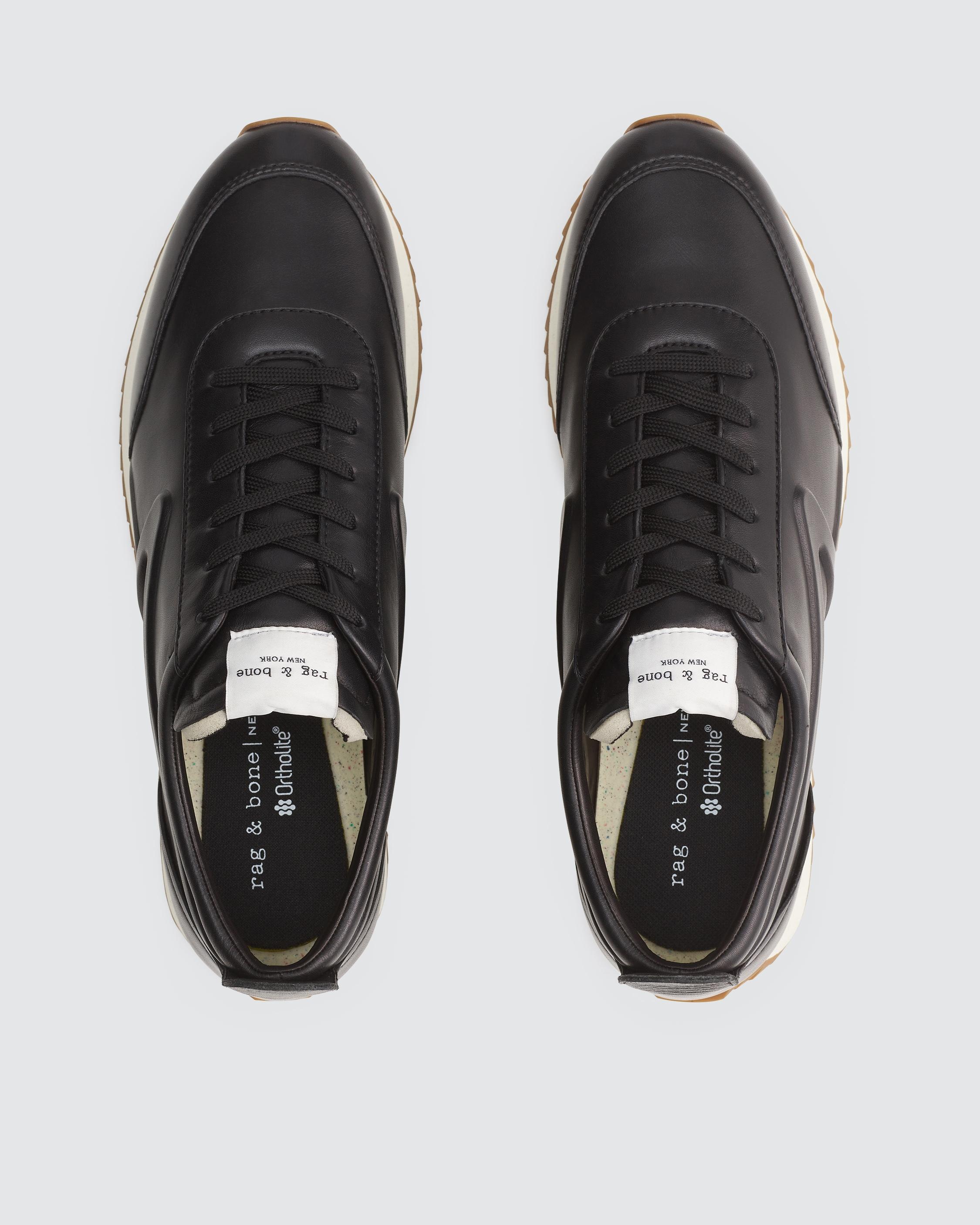 Retro Runner - Leather
Low Top Sneaker - 3