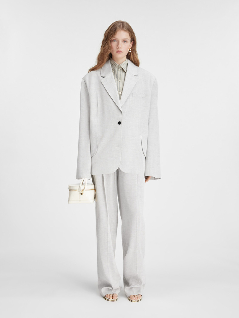JACQUEMUS La veste Titolo outlook