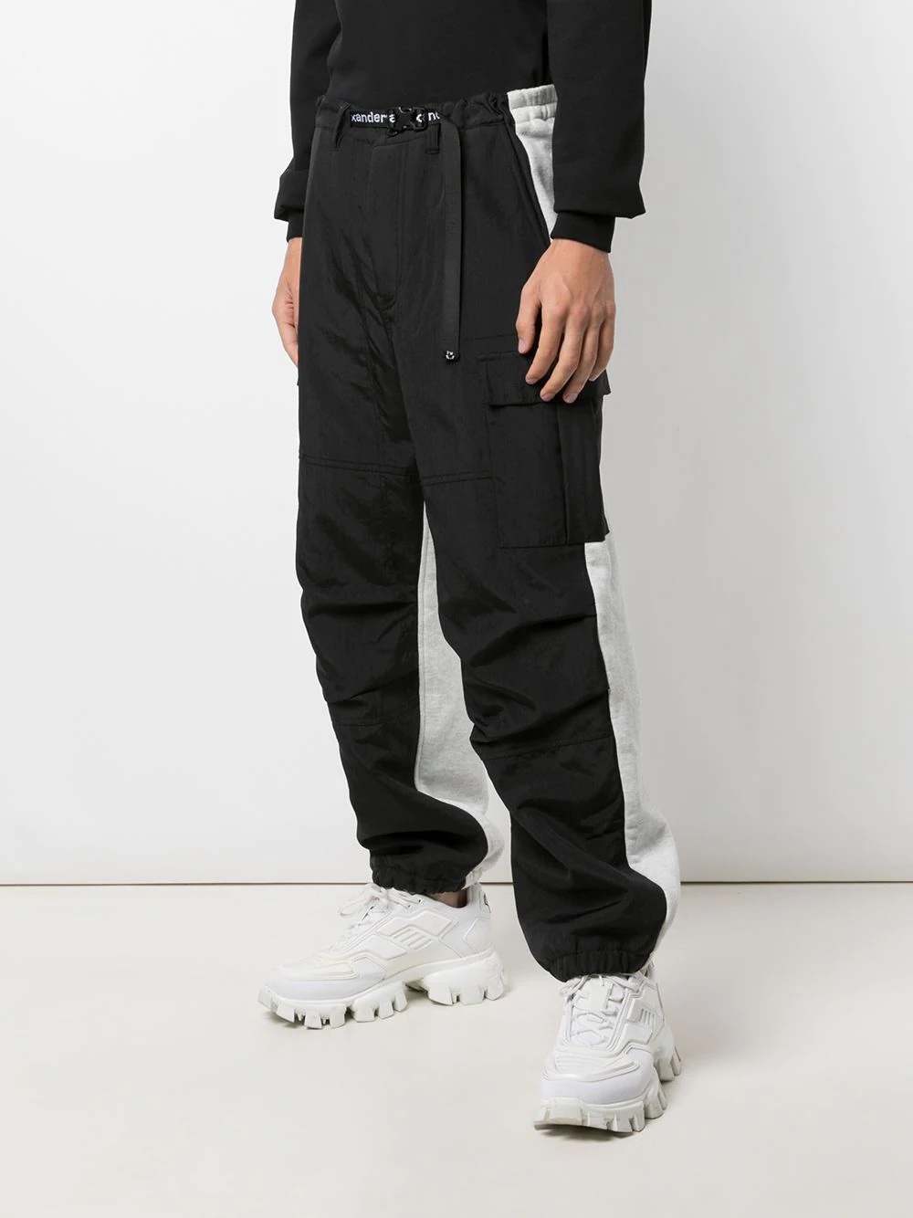 Hybrid logo-tape cargo pants - 4