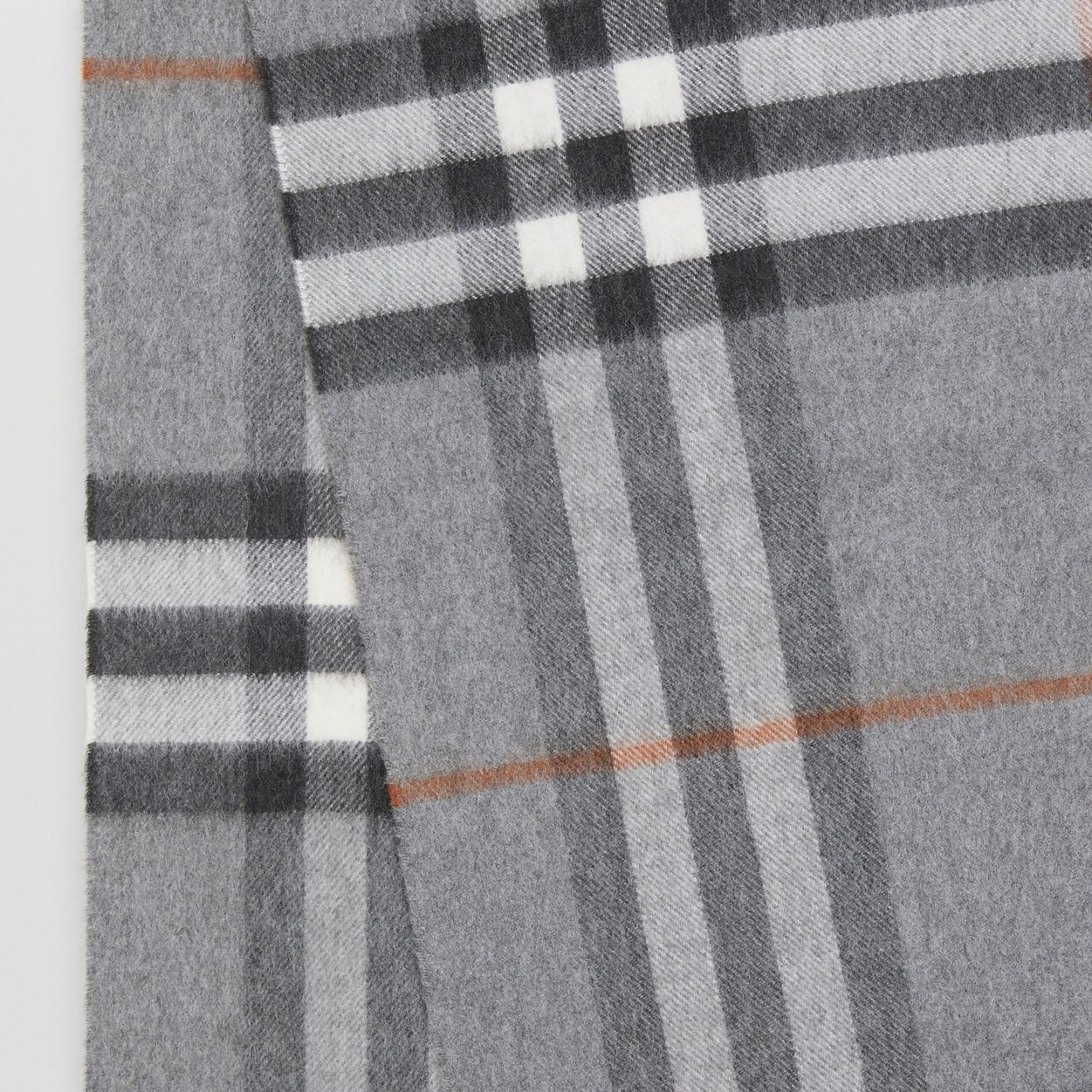 The Classic Check Cashmere Scarf - 2