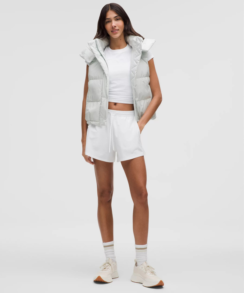 lululemon Wunder Puff 600-Down-Fill Cropped Vest outlook