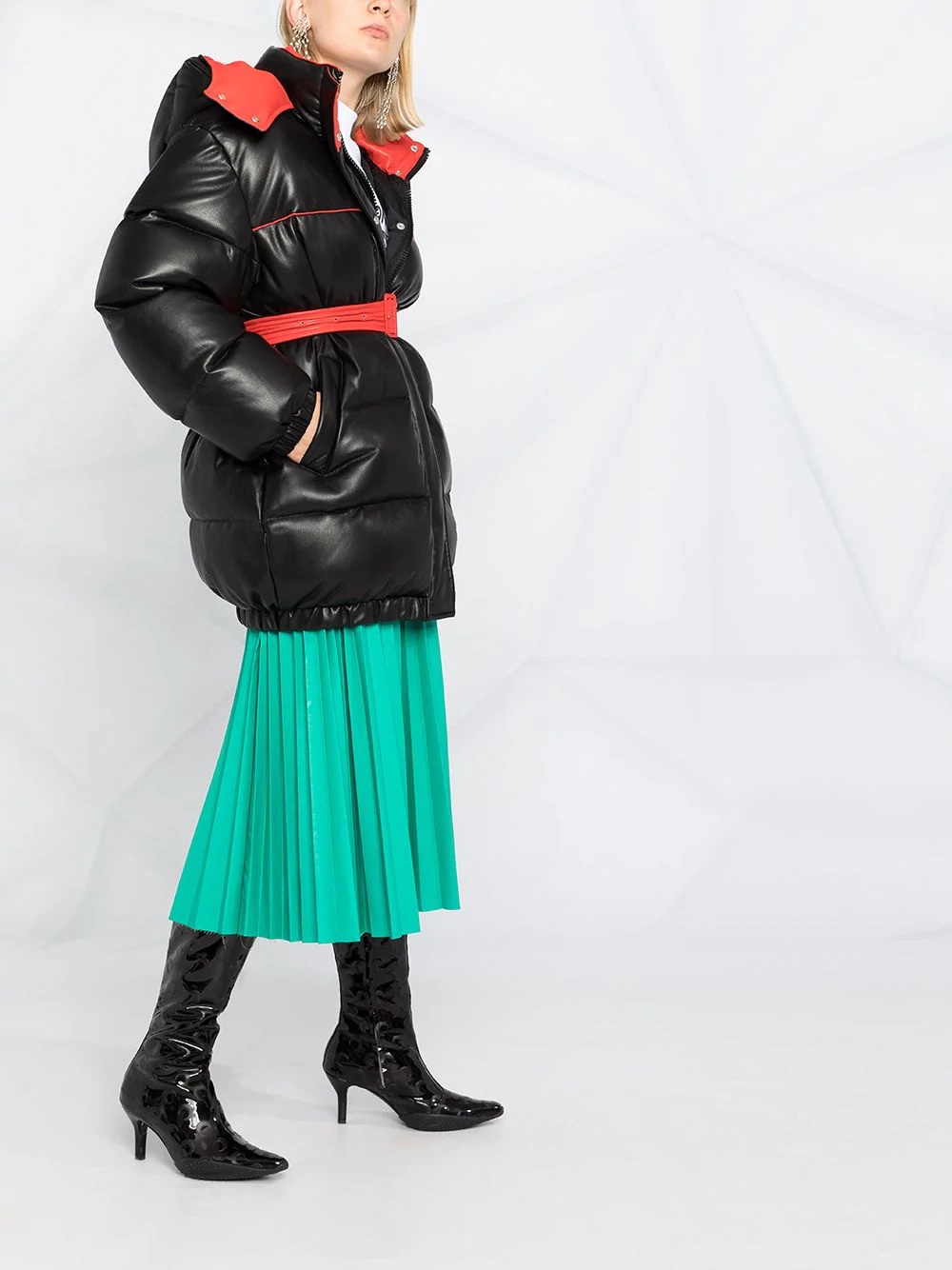 belted-waist hooded puffer jacket - 6