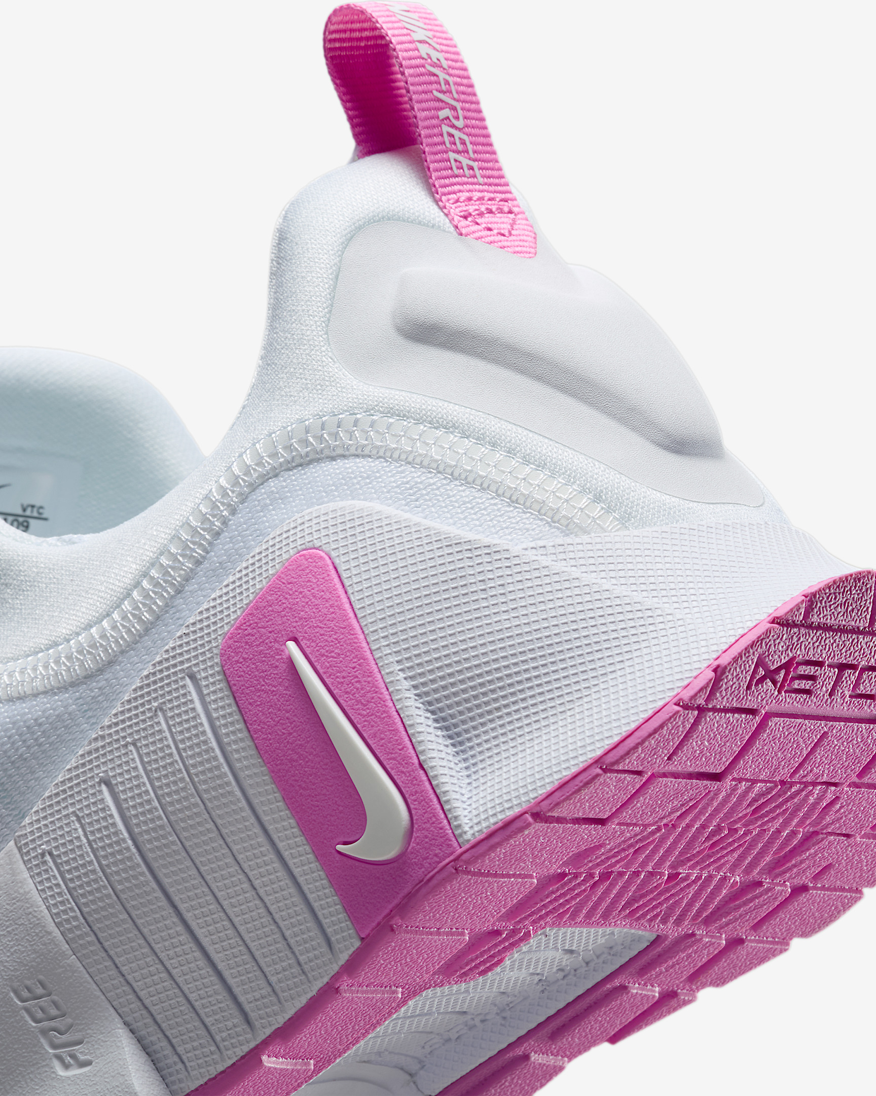 Nike Free Metcon 6 Women's Workout Shoes - 8