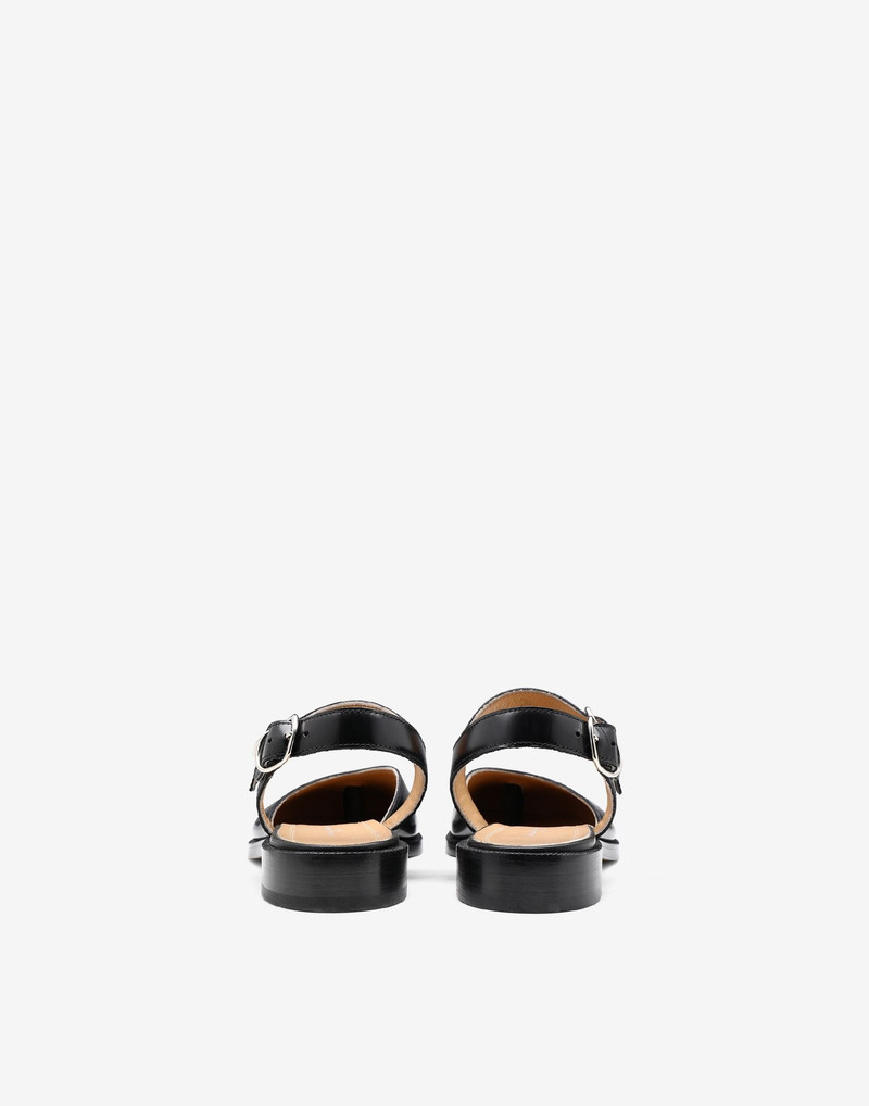Maison Margiela Tabi sandals outlook