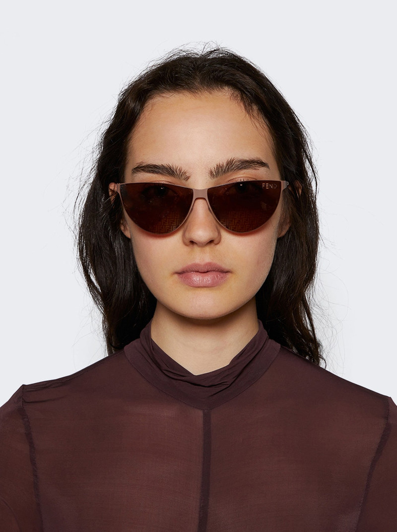 FENDI Micro Logo Cut-out Sunglasses Matte Brown outlook