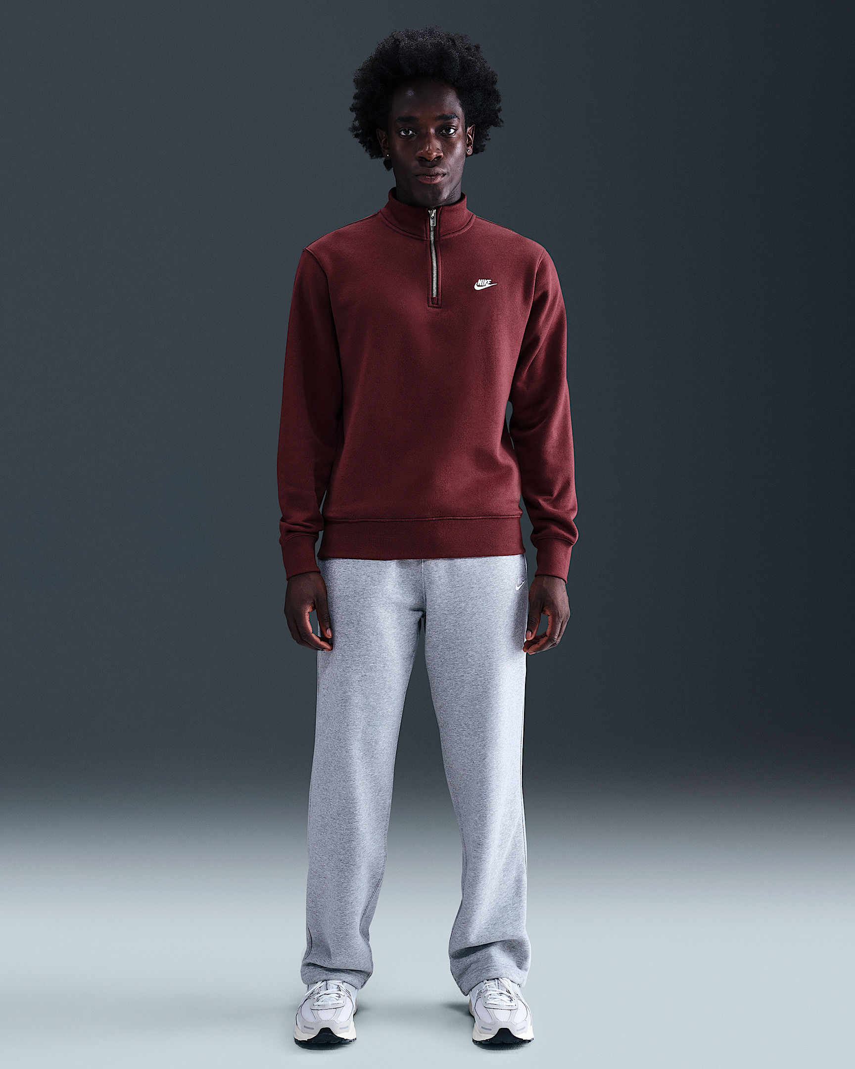 Nike Sportswear Club Men's 1/2-Zip Fleece Top - 4