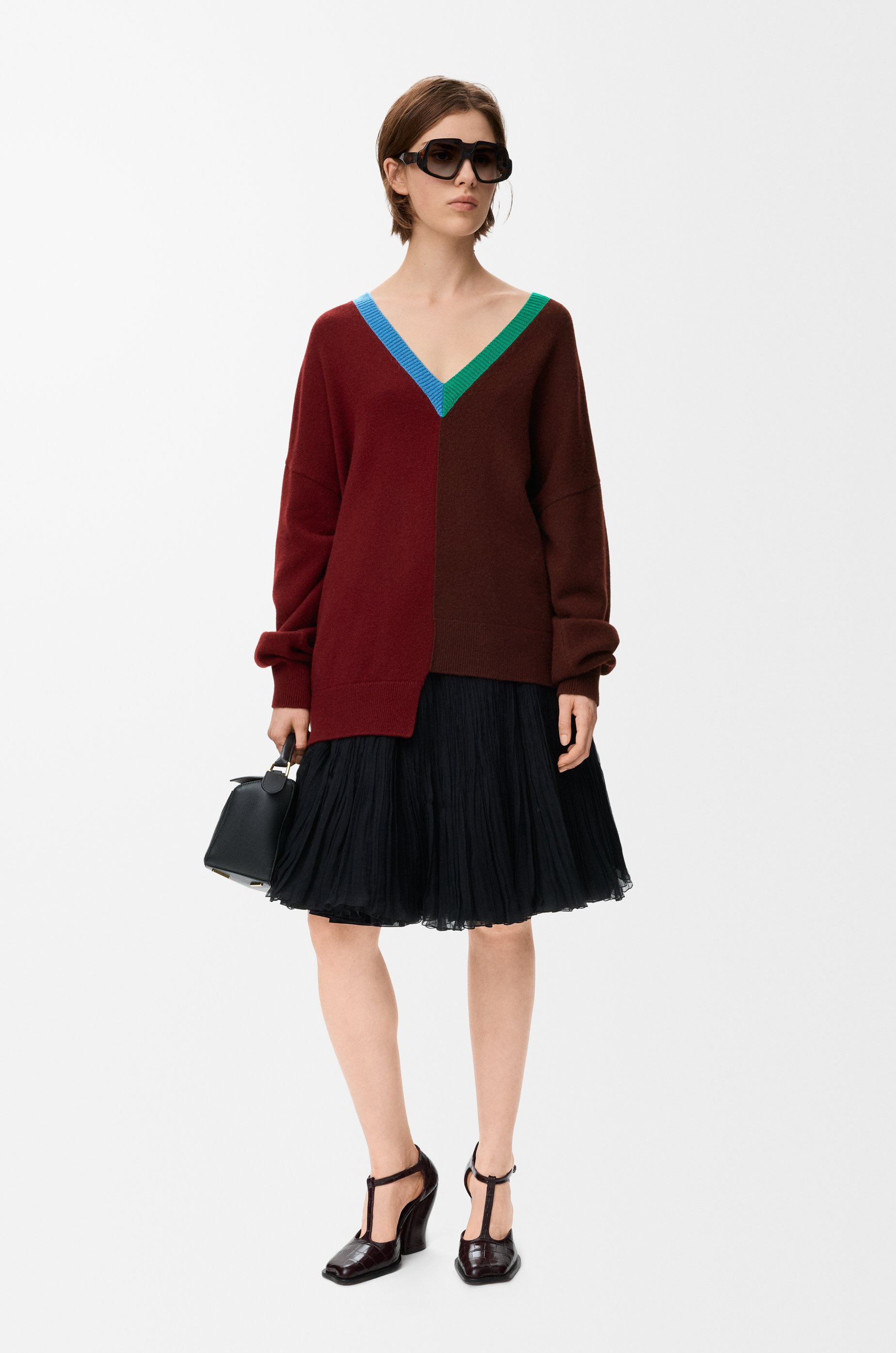 Asymmetric sweater in wool - 2