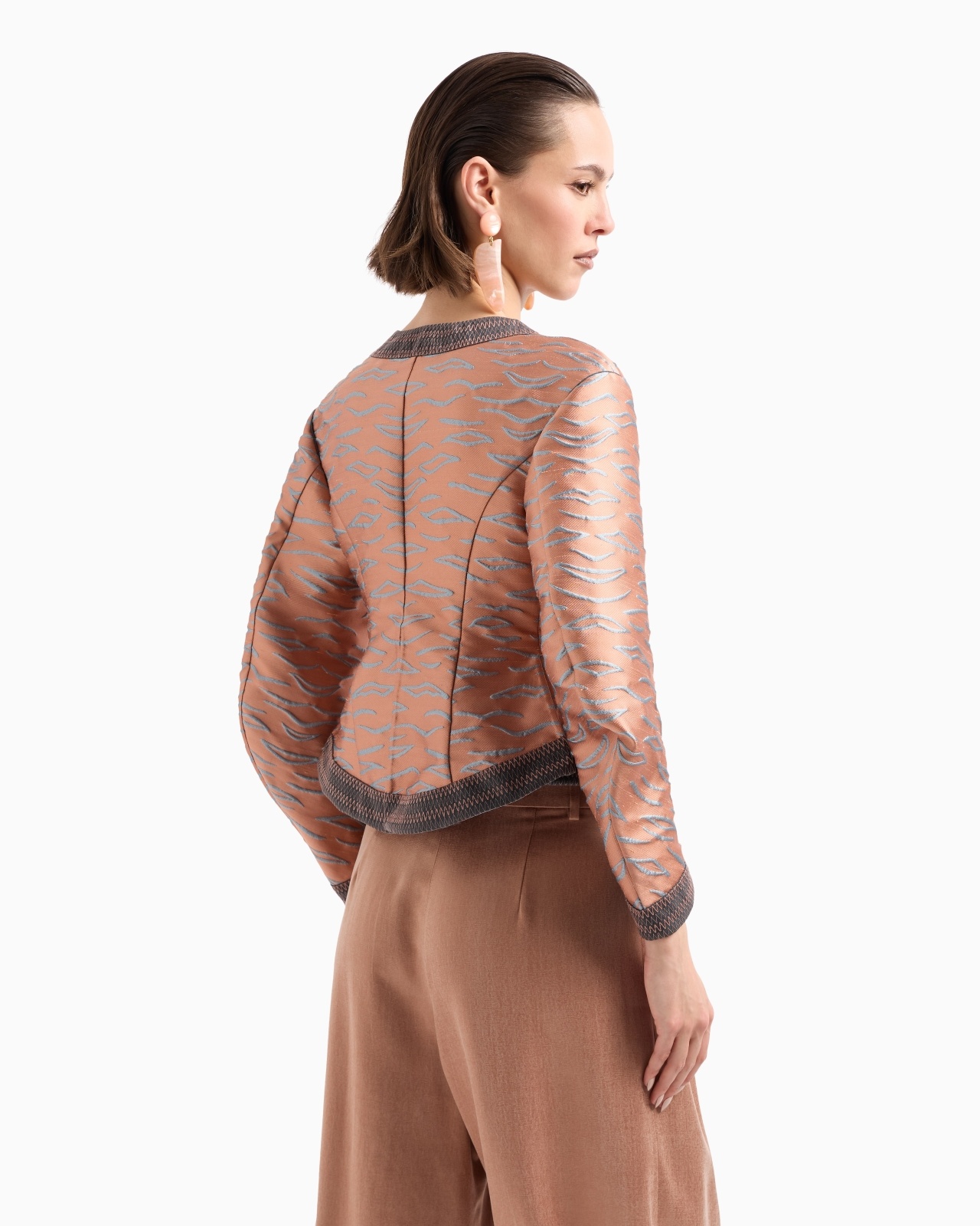 SHORT JACKET IN A JACQUARD SILK BLEND - 3