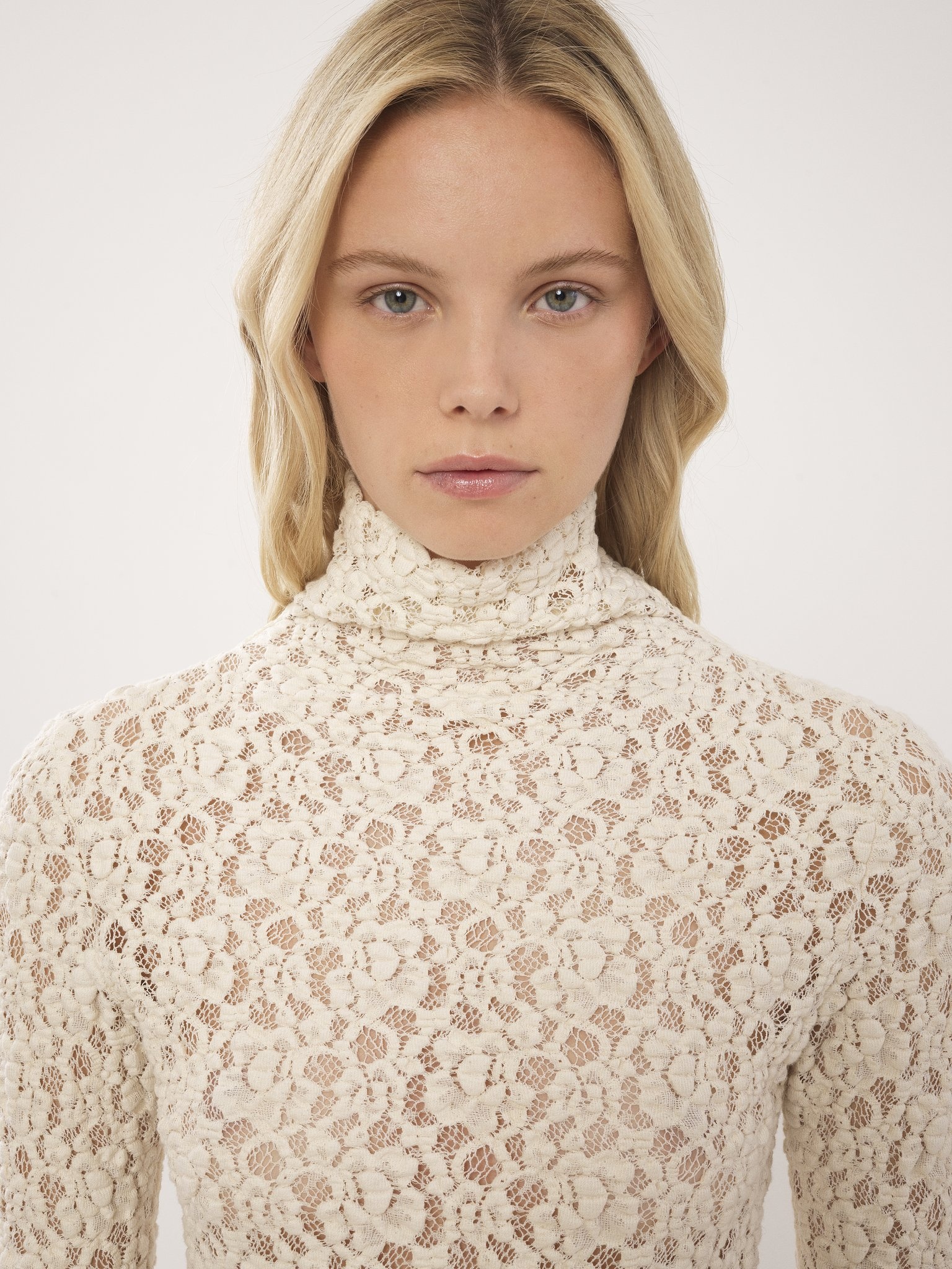 FITTED TURTLENECK TOP - 7