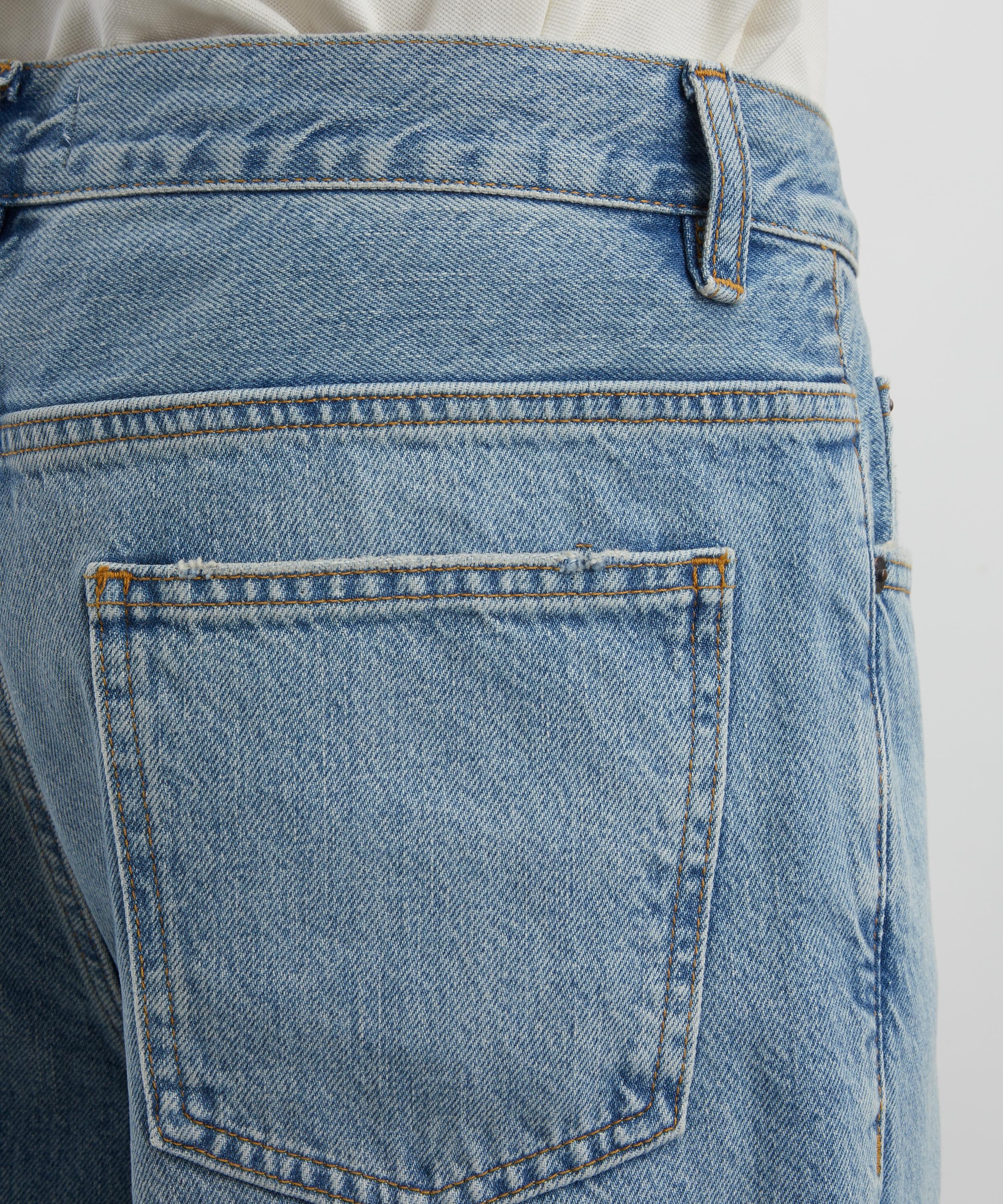 Relaxed Jeans in Jefferson - 5