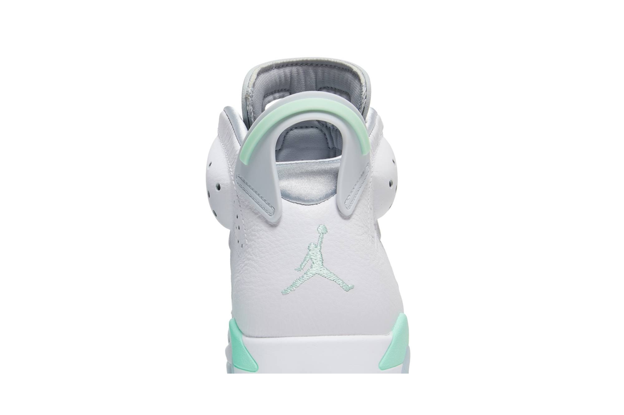 Wmns Air Jordan 6 Retro 'Mint Foam' - 7