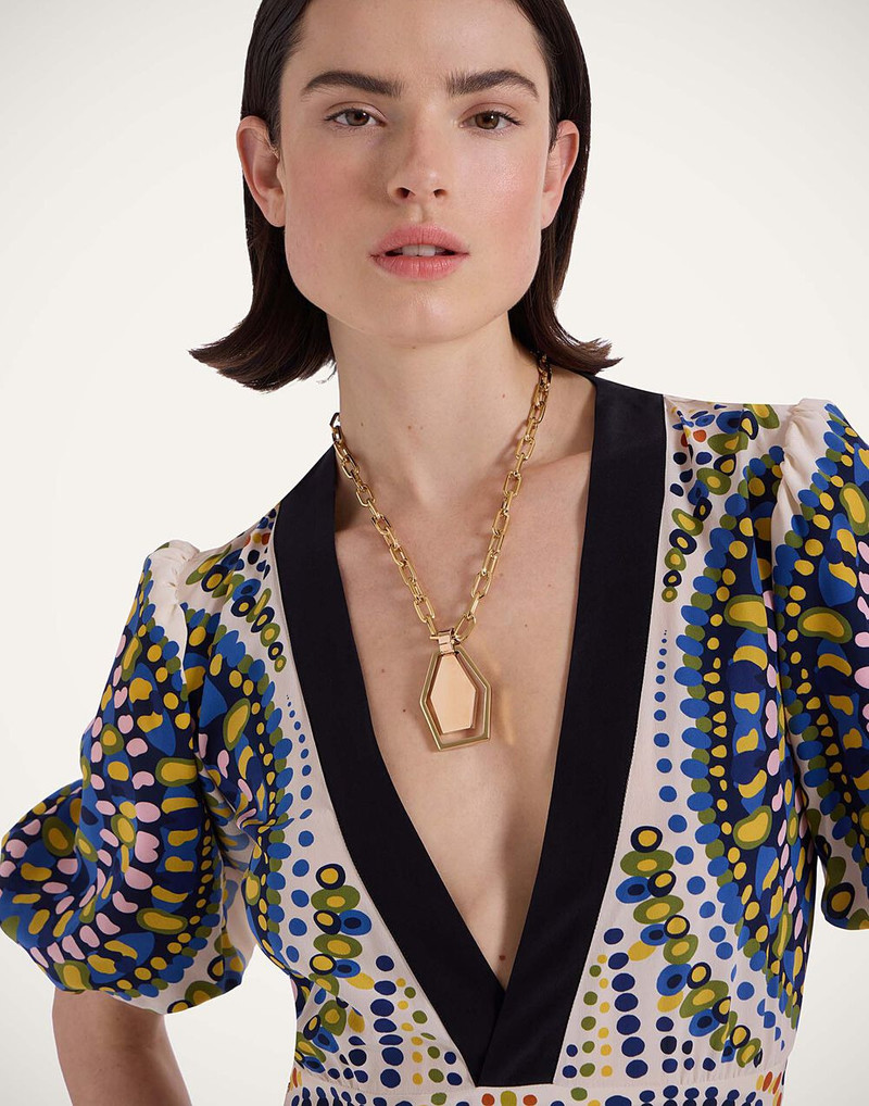 La DoubleJ Swinging Portal Necklace outlook