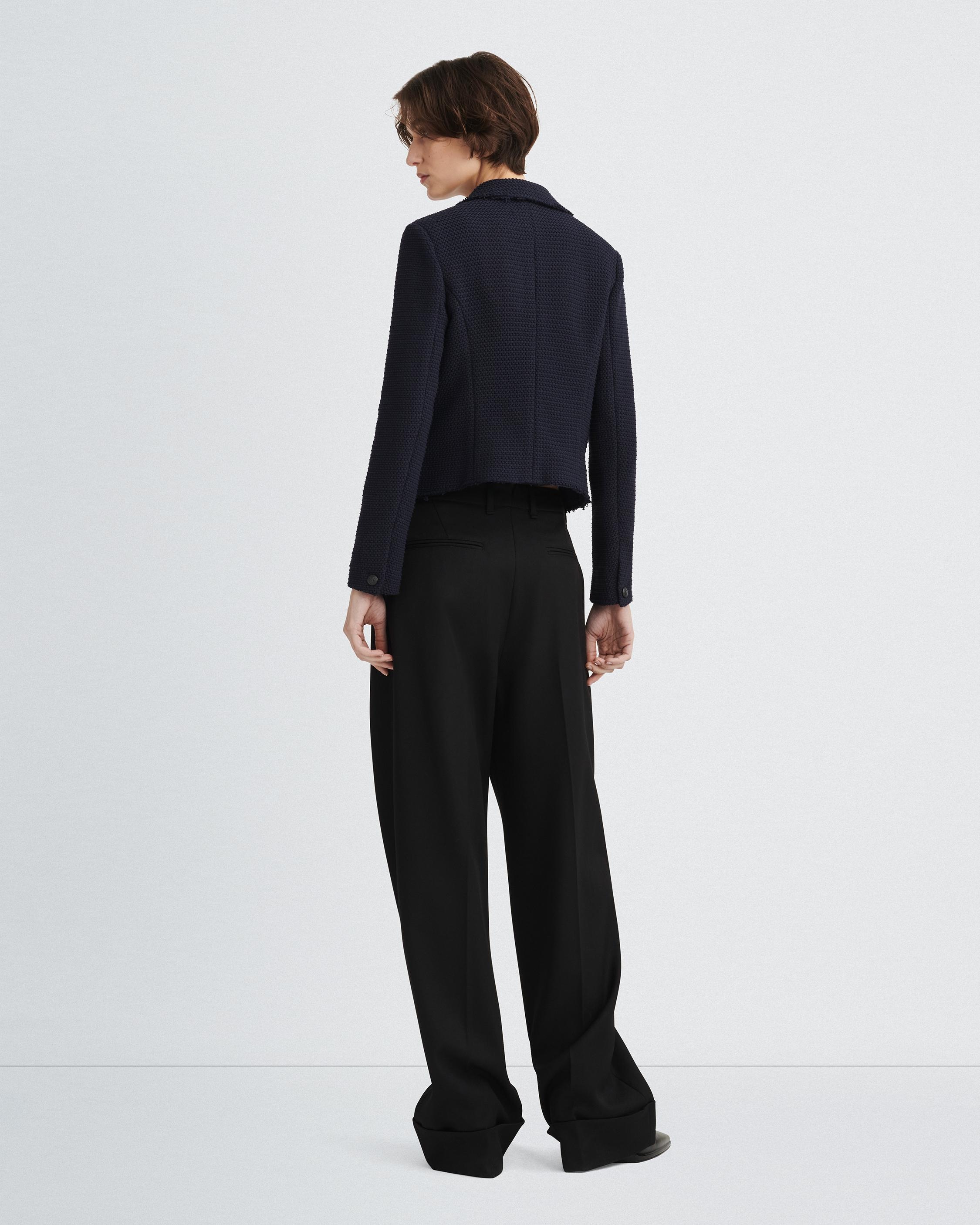 Elle Tweed Blazer
Classic Fit - 5