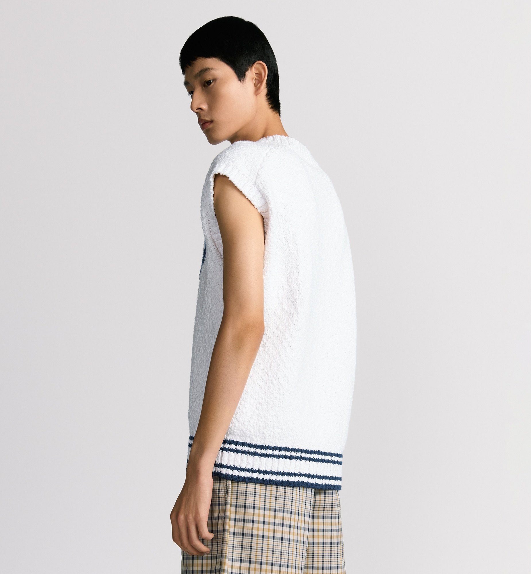 CD Diamond Sweater Vest - 4