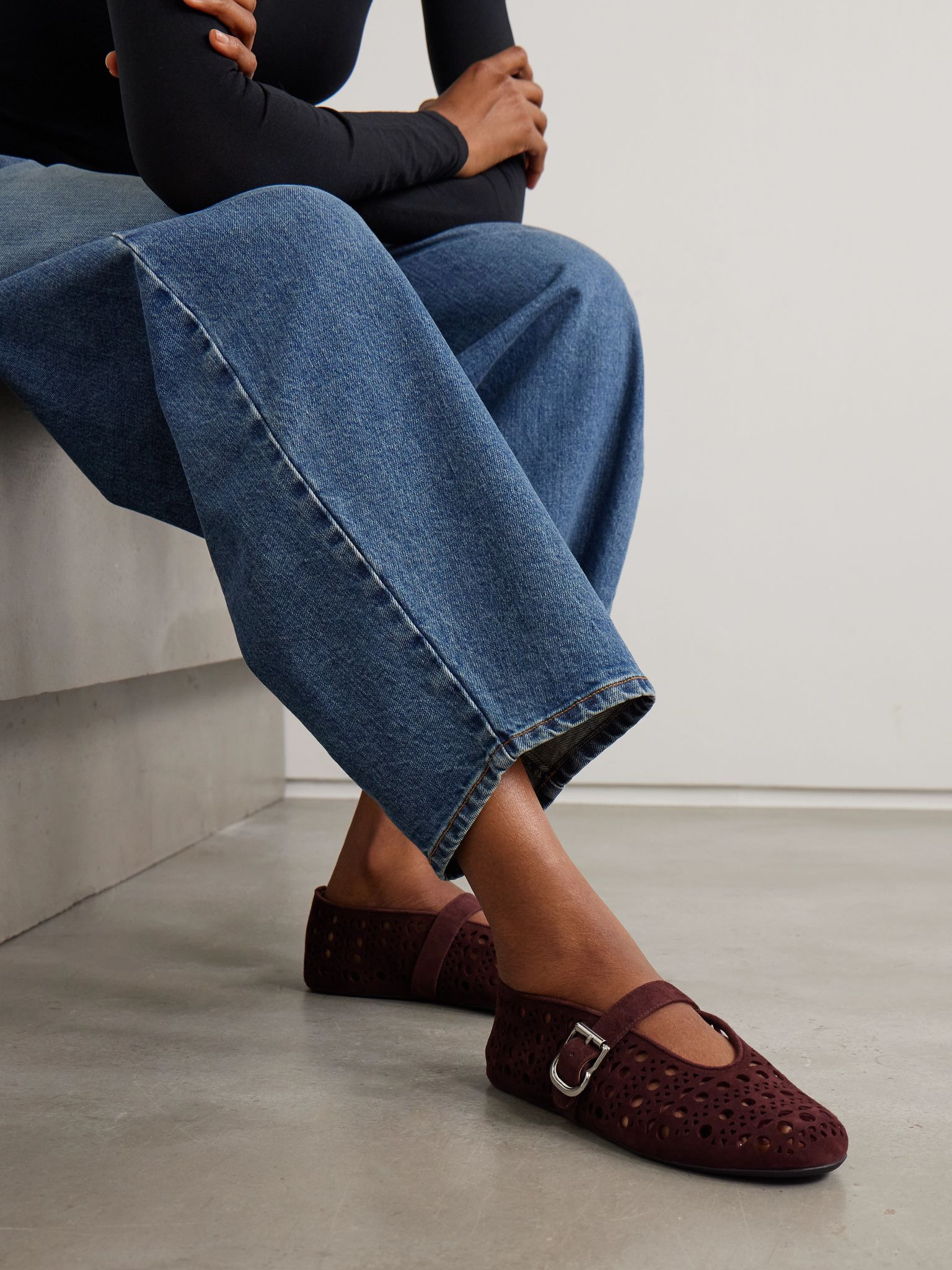 Laser-cut suede ballet flats Burgundy - 2