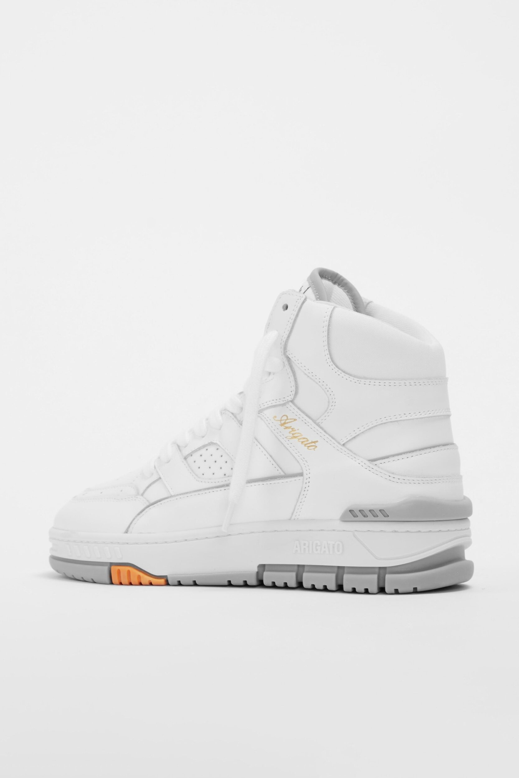 【関税込み】Axel Arigato ホワイト Area Hi スニーカー Axel Arigato Area Hi Sneaker | REVERSIBLE