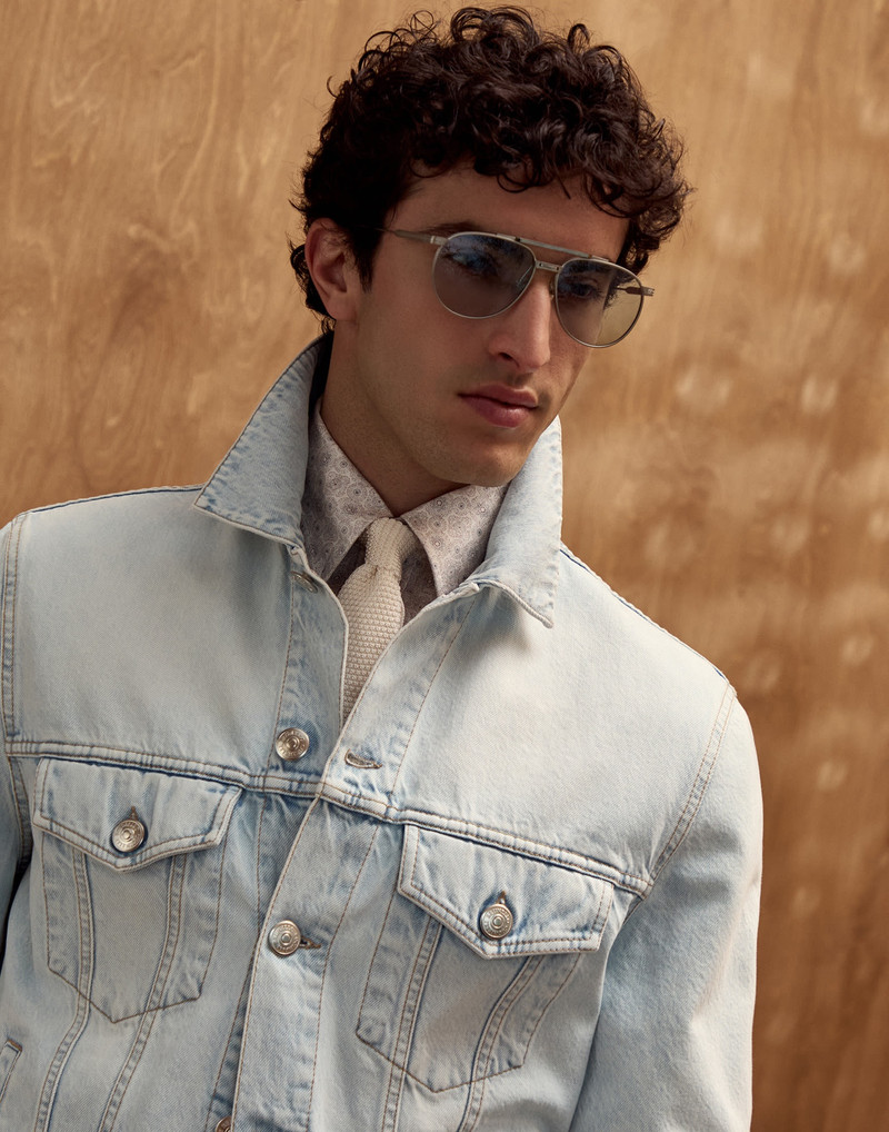 Titanium sunglasses with photochromic lenses 4