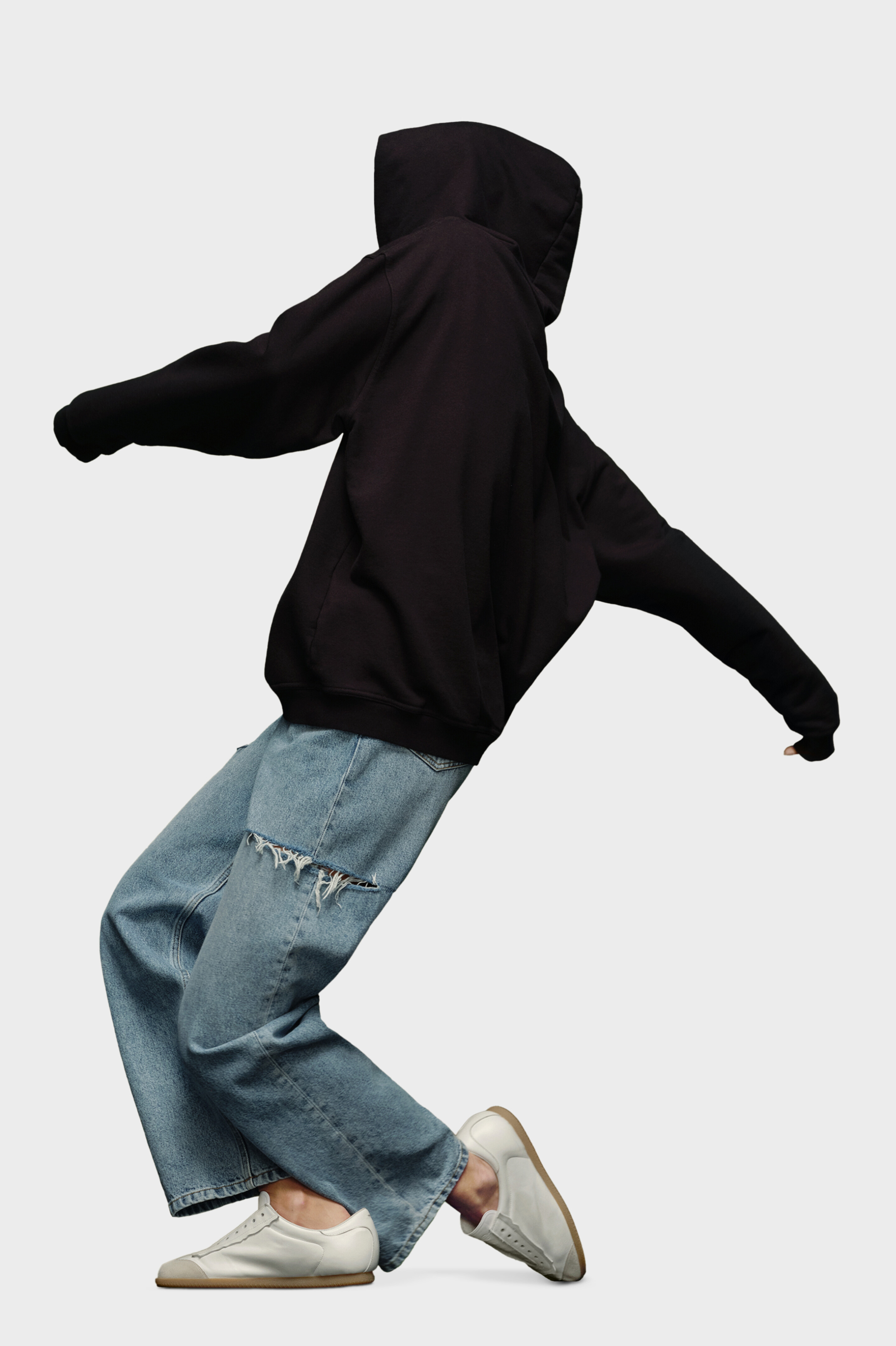 Hooded sweatshirt - 3