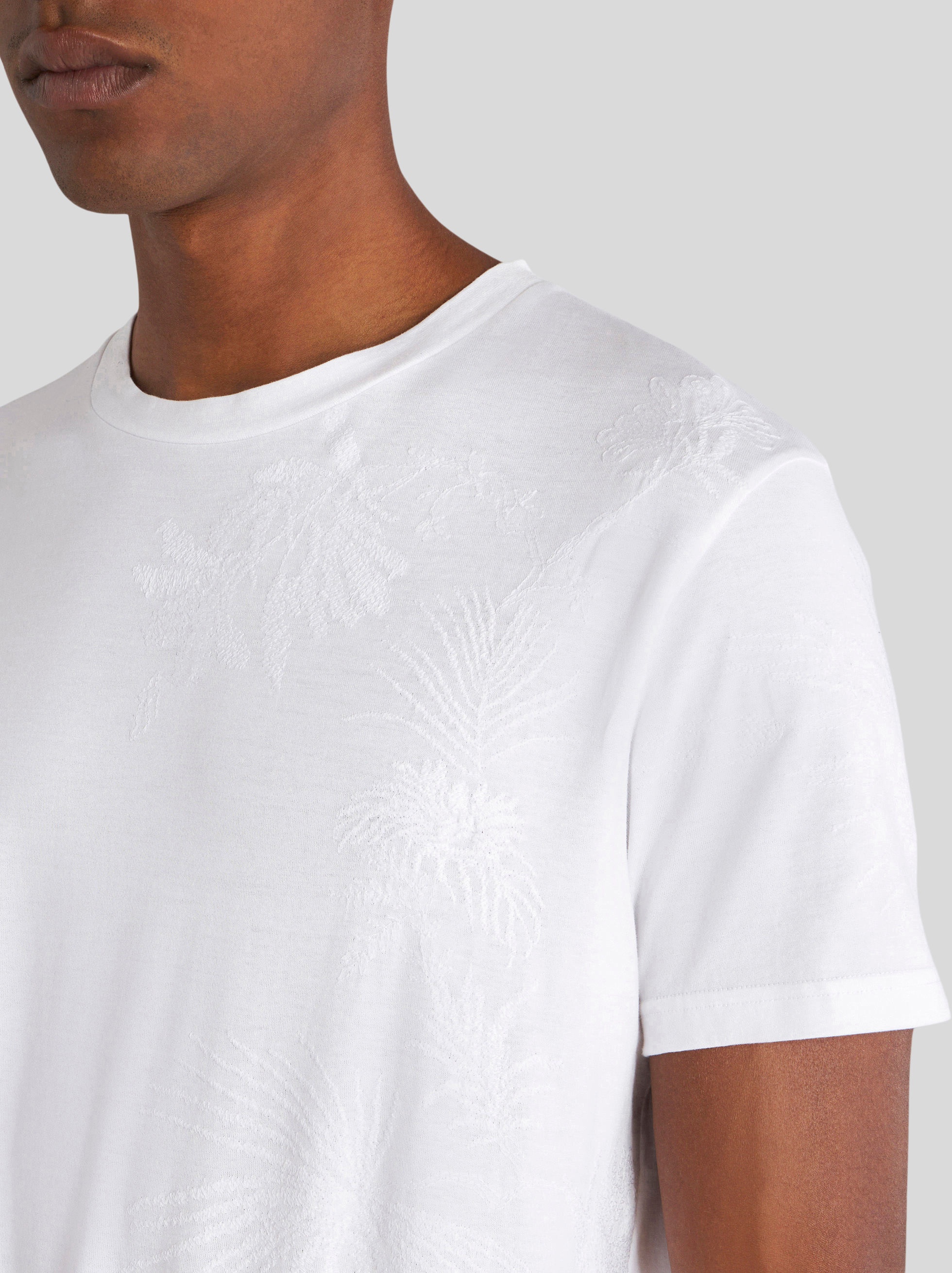 FLORAL EMBROIDERY T-SHIRT - 3