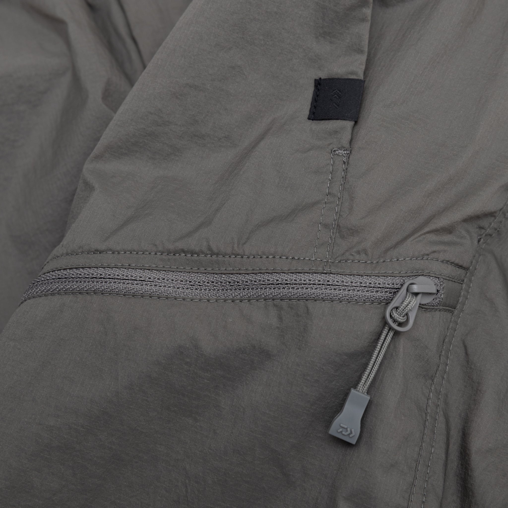 TECH WIND SHELL SHORTS - 4
