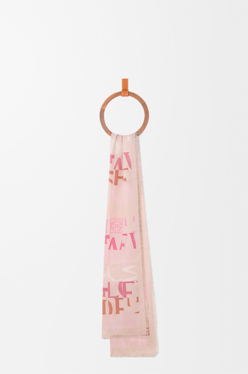 Loewe Scarf in wool, silk and cashmere blend outlook