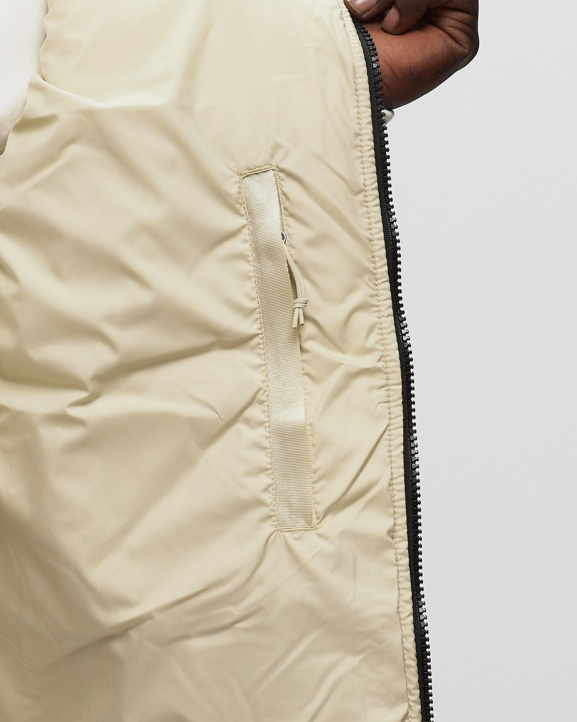 HMLYN INSULATED VEST - 4