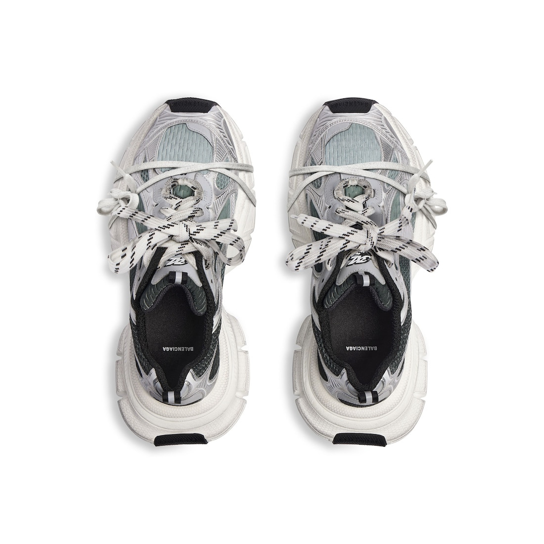 Women's 3xl Gradient Sneaker  in Black/grey/white - 6