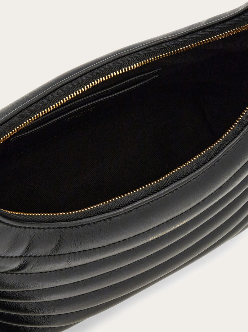 Quilted crossbody bag (S) 6