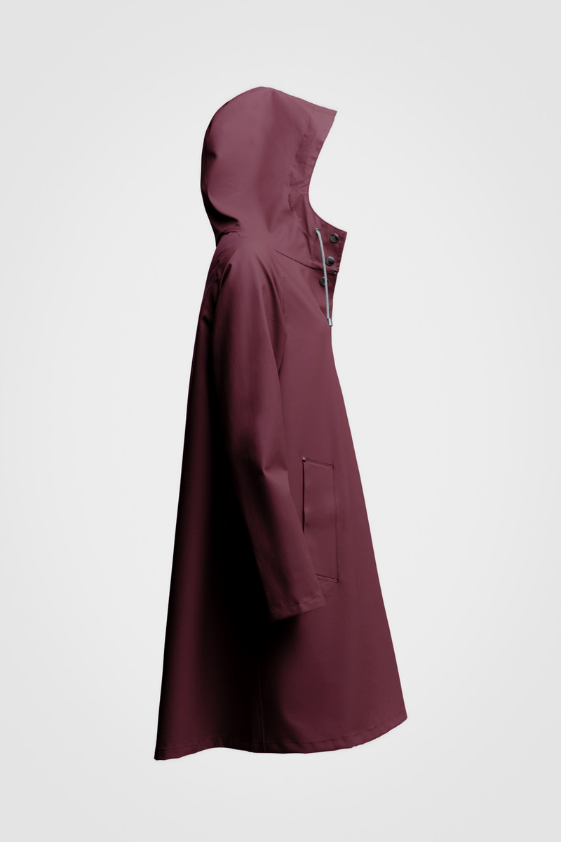 Stutterheim Mosebacke Lightweight Raincoat Burgundy outlook