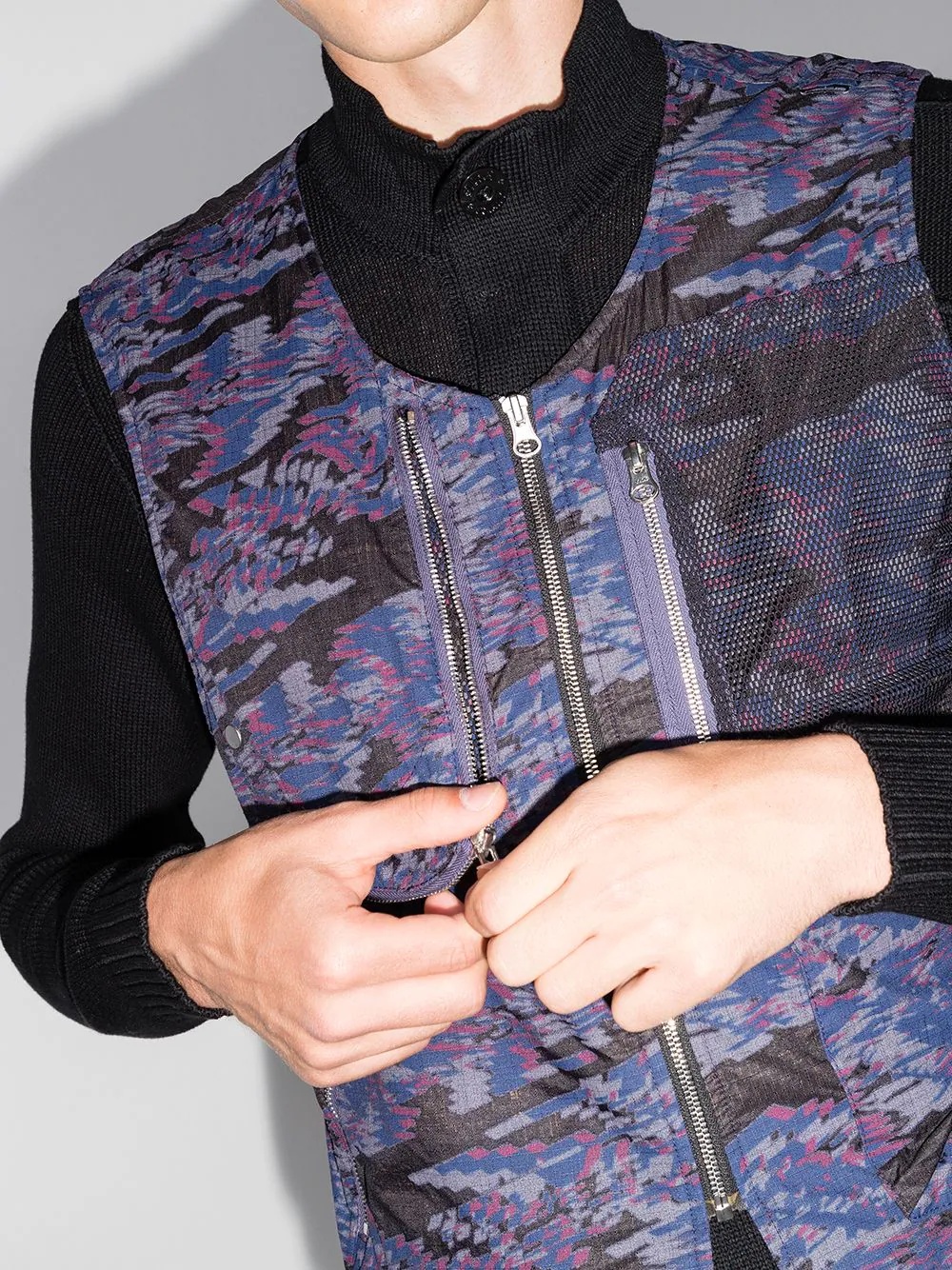 abstract-print utility gilet - 6